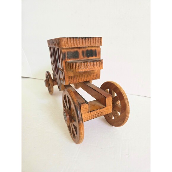 Vintage Handcrafted Wooden Western Stagecoach Box Trinket - Picture 4 of 9